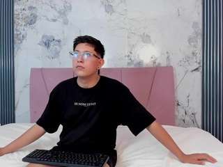 Sofia-Miller11 live cam preview