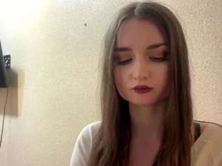 Nicole live cam preview