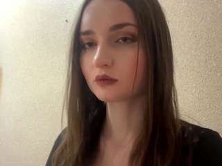 Nicole live cam preview