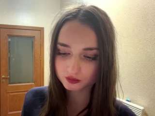 Nicole live cam preview