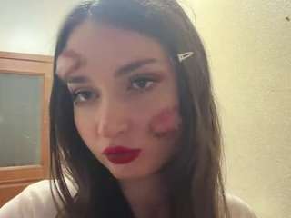 Nicole live cam preview