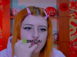 ariana-foxy1