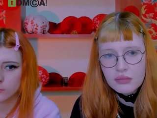 ariana-foxy1 live cam preview