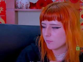 ariana-foxy1