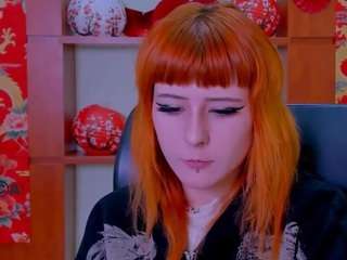 ariana-foxy1