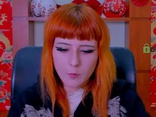 ariana-foxy1