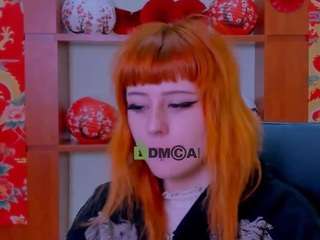 ariana-foxy1