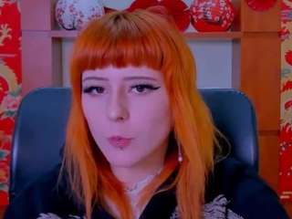 ariana-foxy1