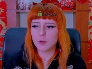 ariana-foxy1