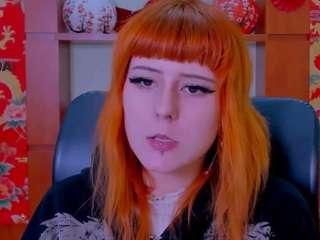 ariana-foxy1