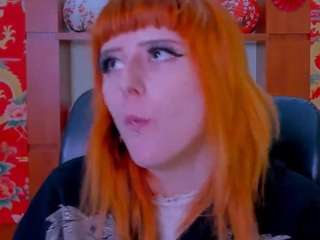 ariana-foxy1
