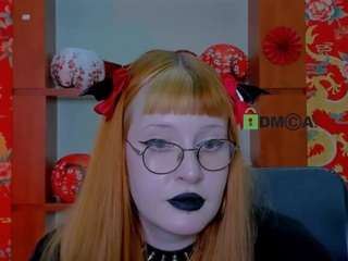 ariana-foxy1