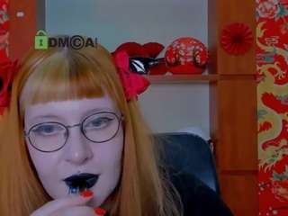 ariana-foxy1
