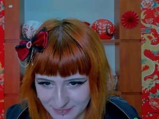 ariana-foxy1