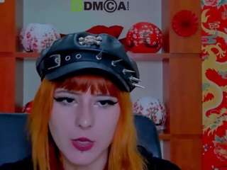 ariana-foxy1