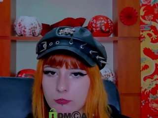 ariana-foxy1