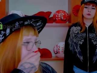 ariana-foxy1