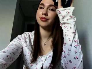HesterOudker live cam preview