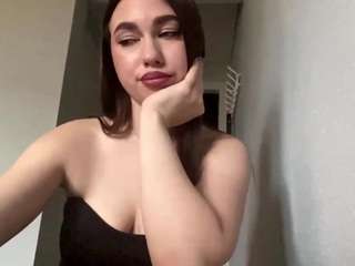 HesterOudker live cam preview