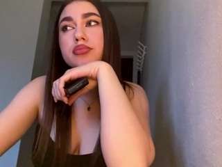 HesterOudker live cam preview