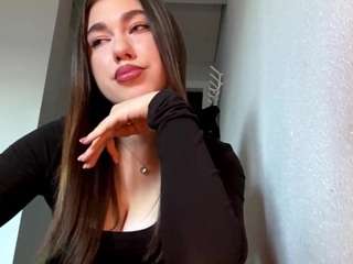 HesterOudker live cam preview