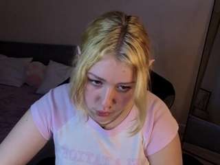 LollyBunnyyy live cam preview
