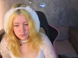 LollyBunnyyy live cam preview