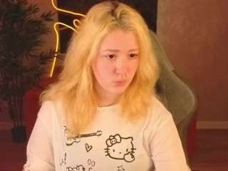 LollyBunnyyy live cam preview