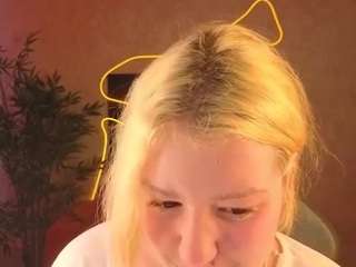 LollyBunnyyy live cam preview
