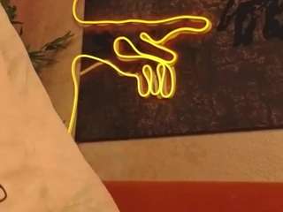 LollyBunnyyy live cam preview