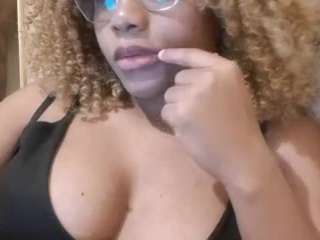 Mell25Lilith live cam preview
