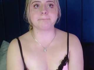 julieta-wish live cam preview