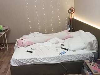 CutieLolaBunny live cam preview
