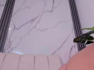 Raquelrose live cam preview