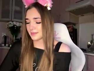 GloryLiehr live cam preview