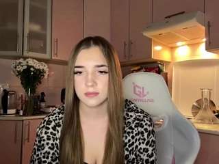 GloryLiehr live cam preview