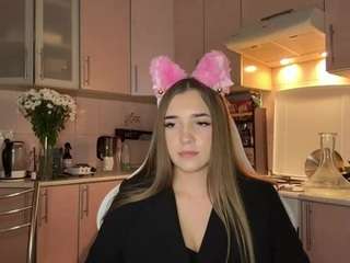 GloryLiehr live cam preview