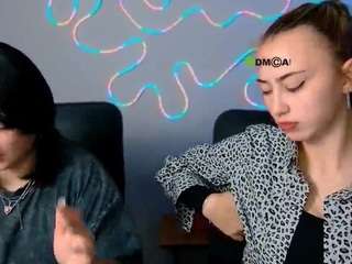 kimi-kiss live cam preview