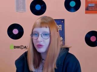 olivia-fiery live cam preview