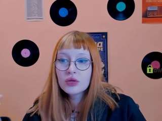 olivia-fiery live cam preview