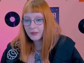 olivia-fiery live cam preview