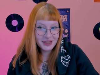 olivia-fiery live cam preview