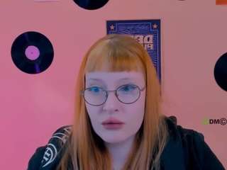 olivia-fiery live cam preview