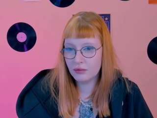 olivia-fiery live cam preview