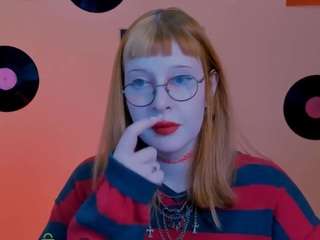 olivia-fiery live cam preview