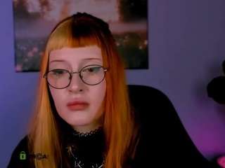 olivia-fiery live cam preview