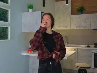 CarmelaBazata live cam preview
