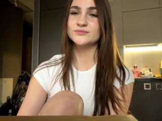 BronwynJoanis live cam preview
