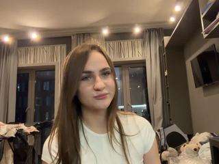 BronwynJoanis live cam preview