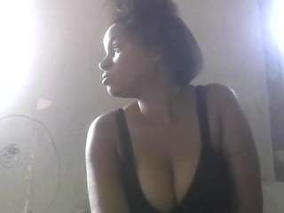 JuciyBooty26 live cam preview